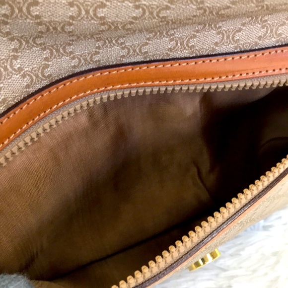 CELINE MACADAME ENVELOPE CLUTCH - Picture 7 of 15